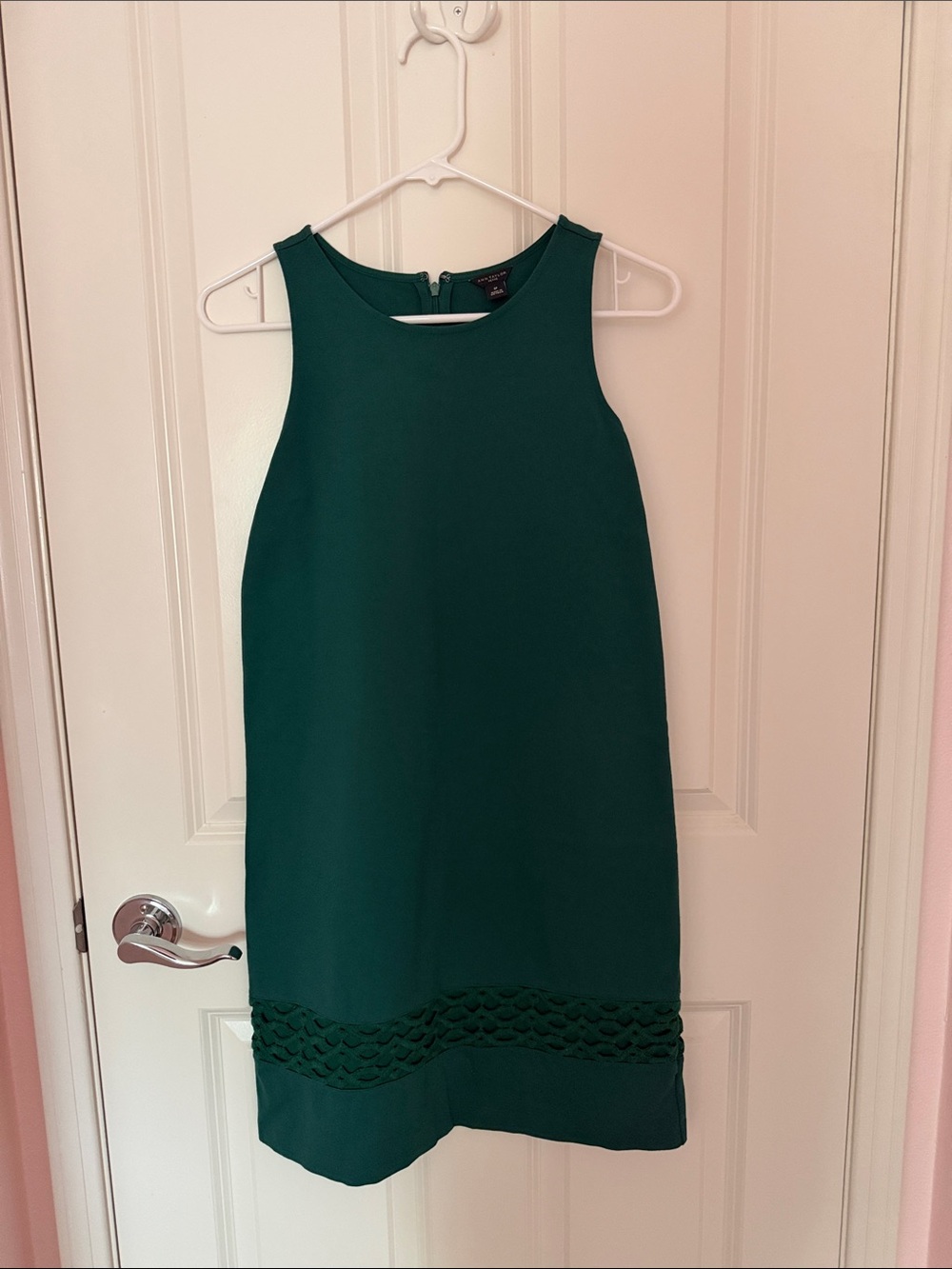 Ann Taylor Green Sleeveless Shift Dress